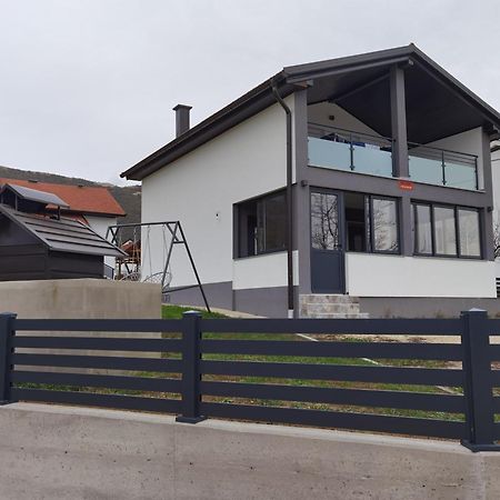 Vikendica Bosnjak Prozor Eksteriør billede